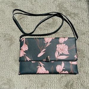 EUC A New Day Floral Cross Body Purse in Blue